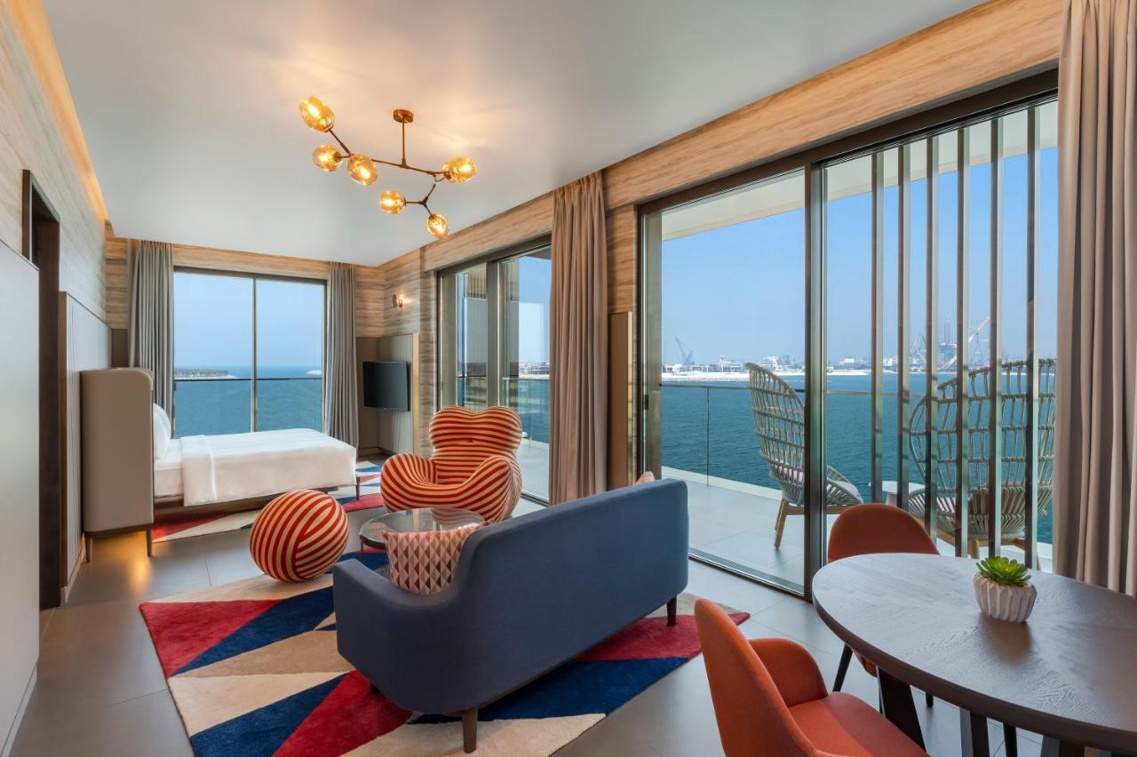Hyatt Centric Jumeirah ドバイ エクステリア 写真 A suite at the hotel