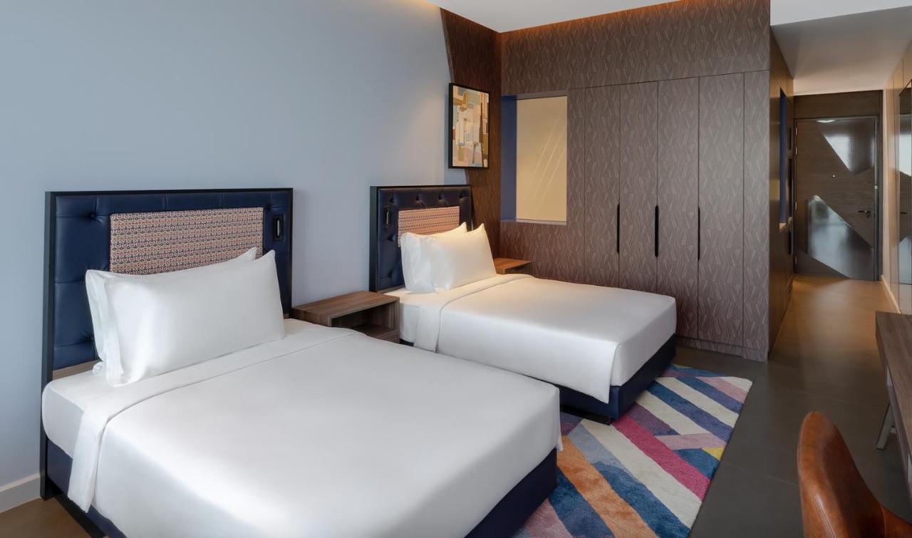 Hyatt Centric Jumeirah ドバイ エクステリア 写真 Deluxe Room