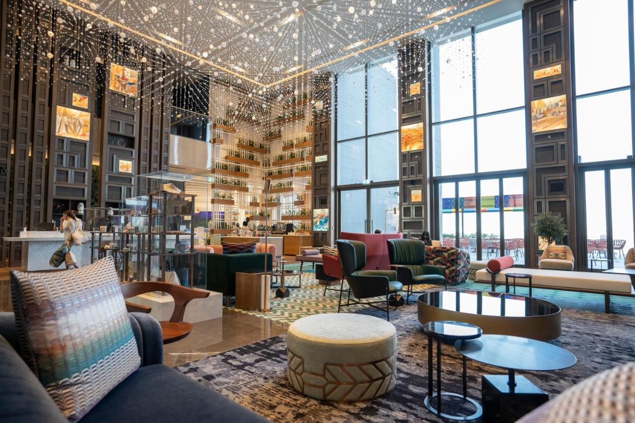 Hyatt Centric Jumeirah ドバイ エクステリア 写真 The lobby of the hotel