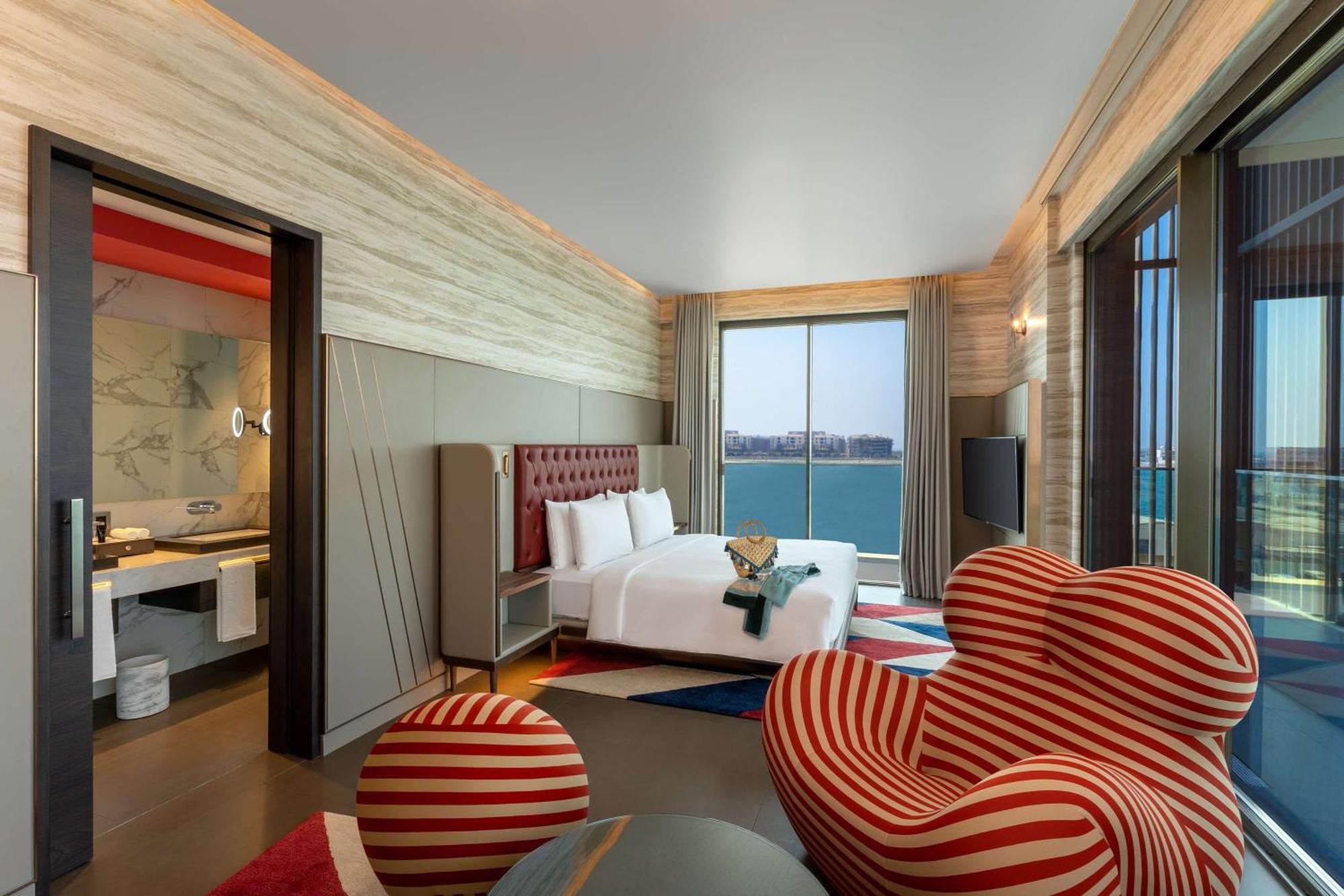 Hyatt Centric Jumeirah ドバイ エクステリア 写真 A suite at the W Abu Dhabi - Yas Island